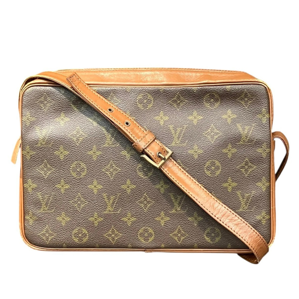 Louis Vuitton Sac Bandoulière 30 Shoulder Bag, Monogram Canvas, M51364